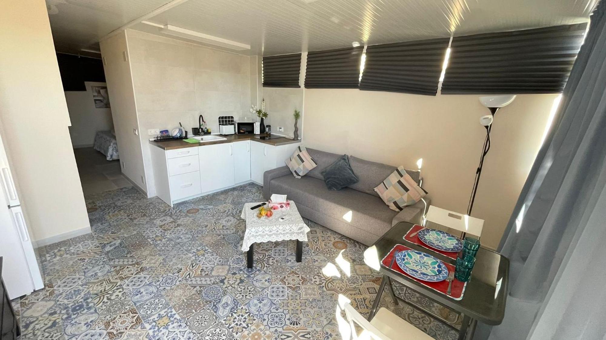 בנאלמדנה Luxury Estudio מראה חיצוני תמונה